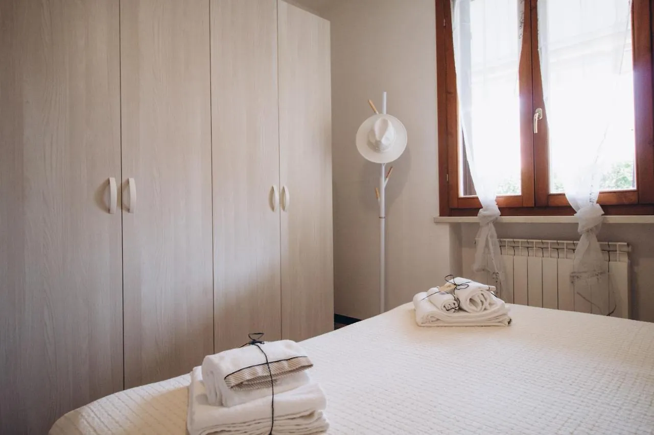 Monica'S Home Desenzano del Garda Italy