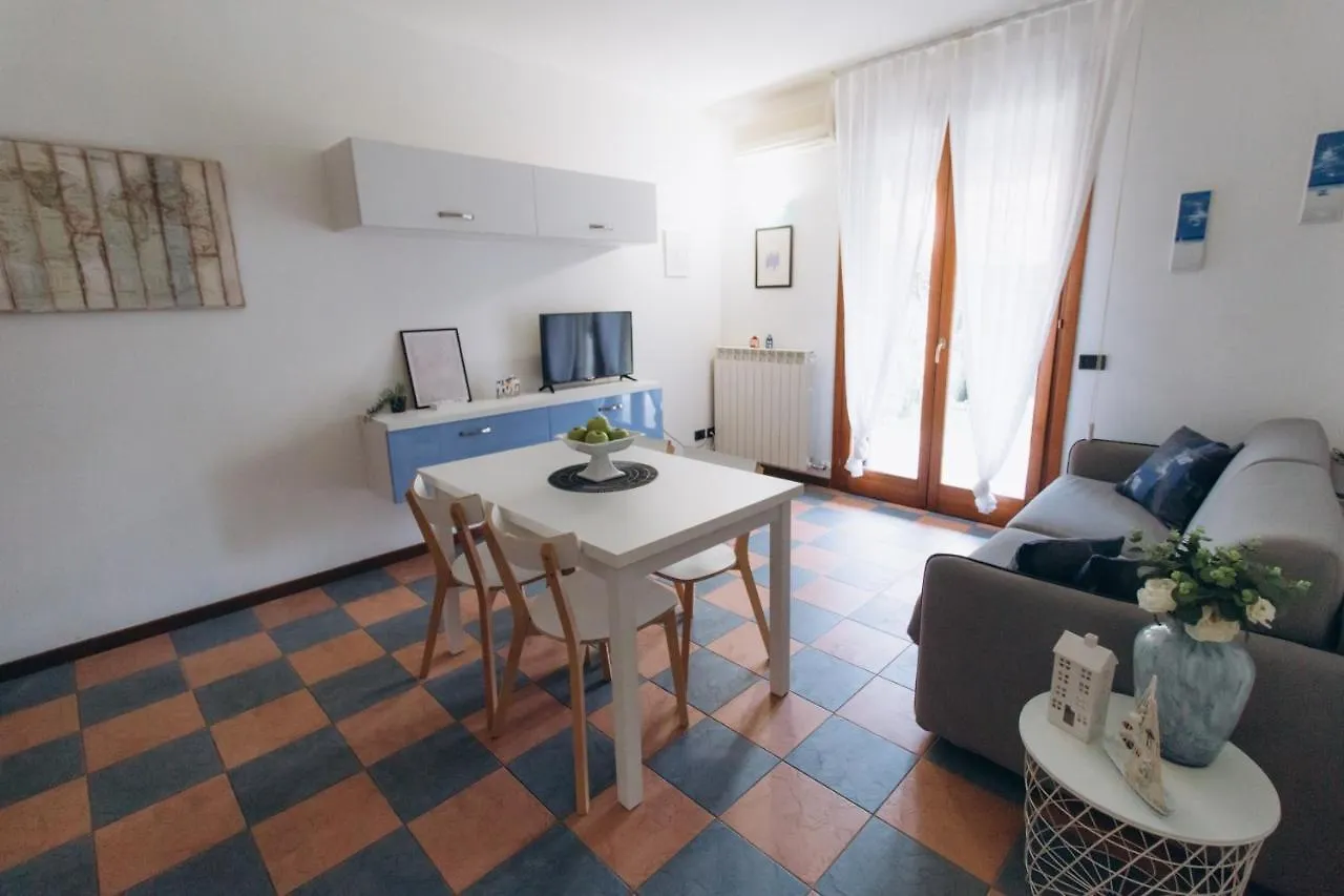 Monica'S Home Desenzano del Garda